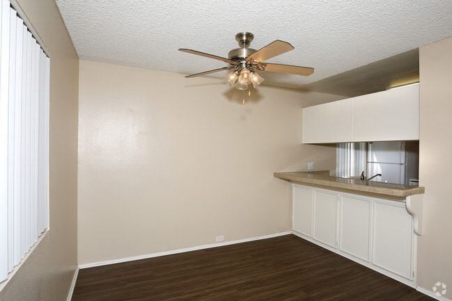 Photo - Ariana at El Paseo Boutique Apartment Homes