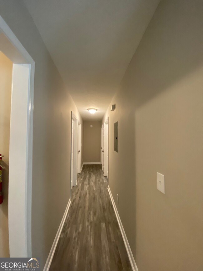 Photo - 191 Harvell Dr Unit J1