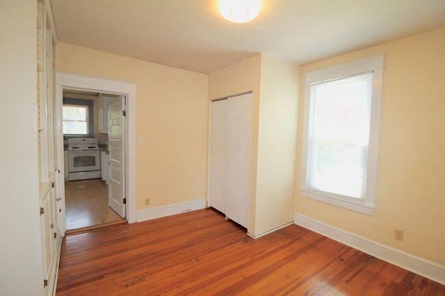 Photo - 281 Green St