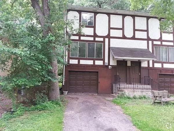 Building Photo - 2118 Highwood Ave E Rental
