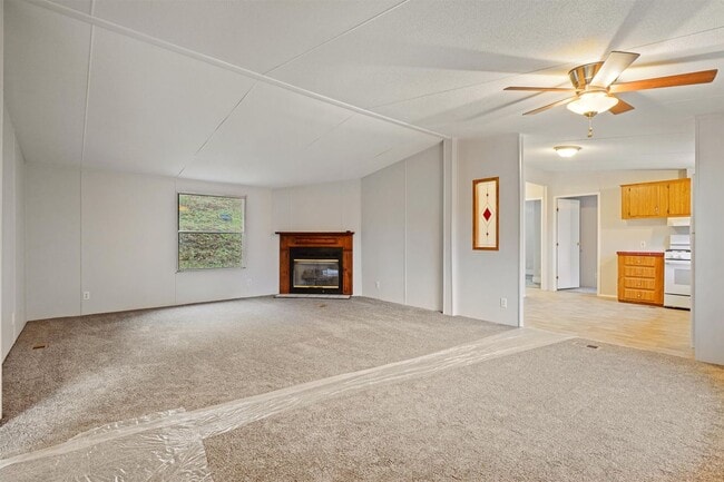 Building Photo - Coming Soon! Rural 3 Bedroom, 2 Bath Home ...