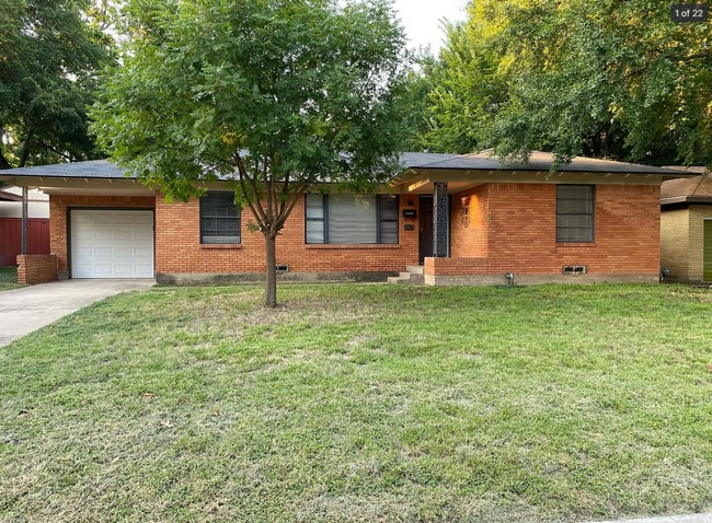 Photo - 1413 W Tucker Blvd