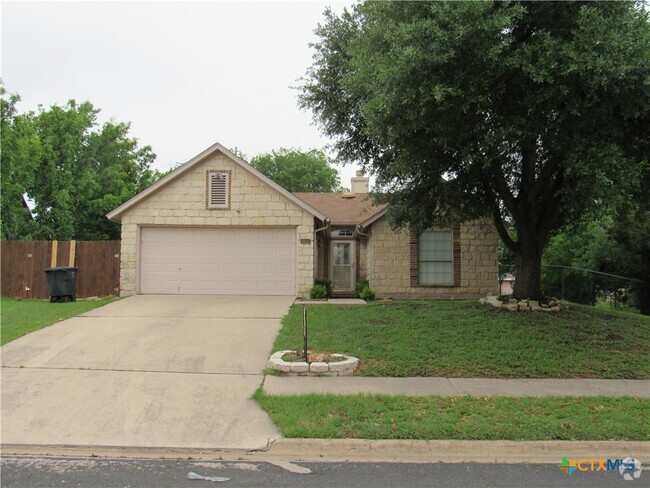 Building Photo - 4802 Shawn Dr Rental
