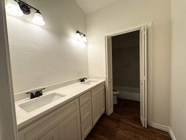 Photo - 777 Clouse Dr