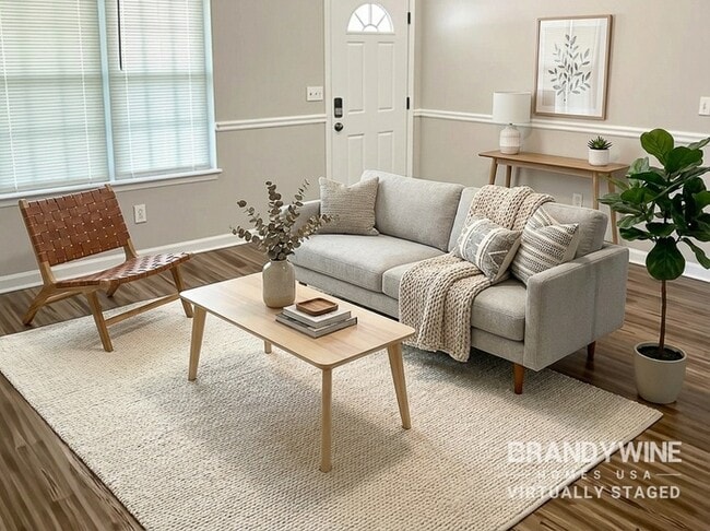 Photo - 702 Dunaire Way