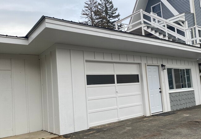 Photo - 84 Tuttle Ln Unidad Garage