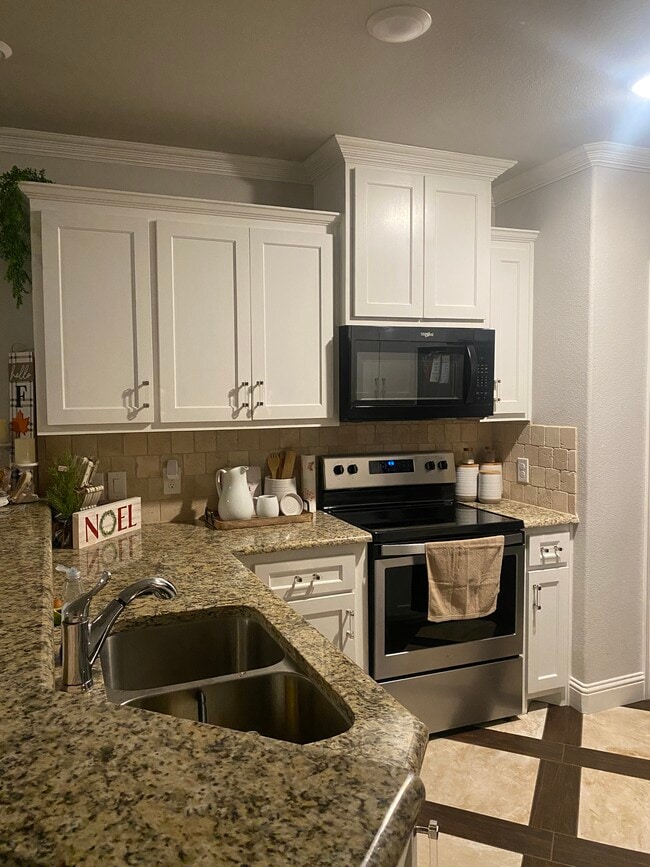 Photo - 106 Beech St Unit Room 2