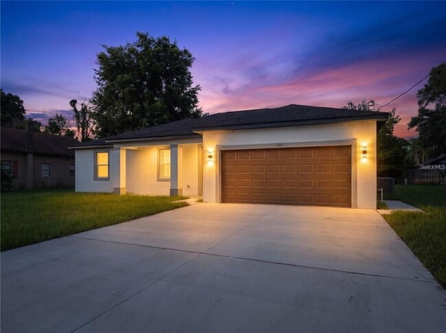 Photo - 1449 Kathleen Rd