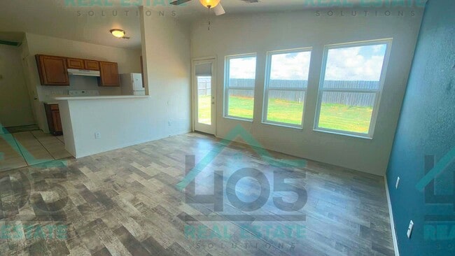 Photo - 3 Bedroom Yukon