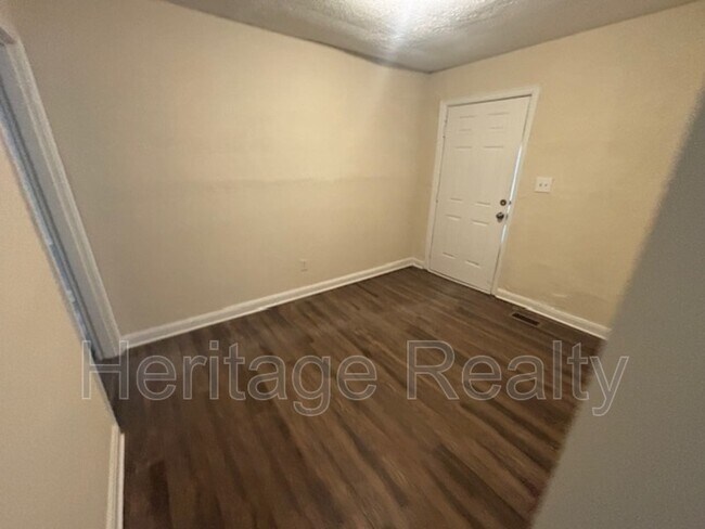 Photo - 336 S Castle St