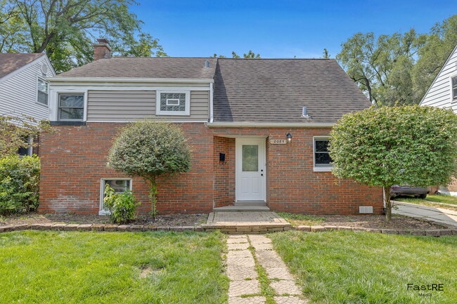 Building Photo - 2059 Downey Rd Rental