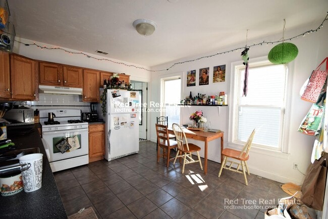 Photo - 17 Pratt St Unit 2