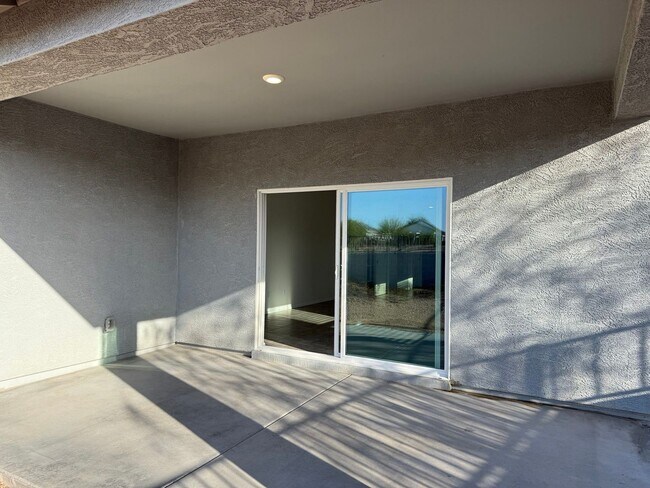 Photo - 1086 W Avalon Canyon Dr