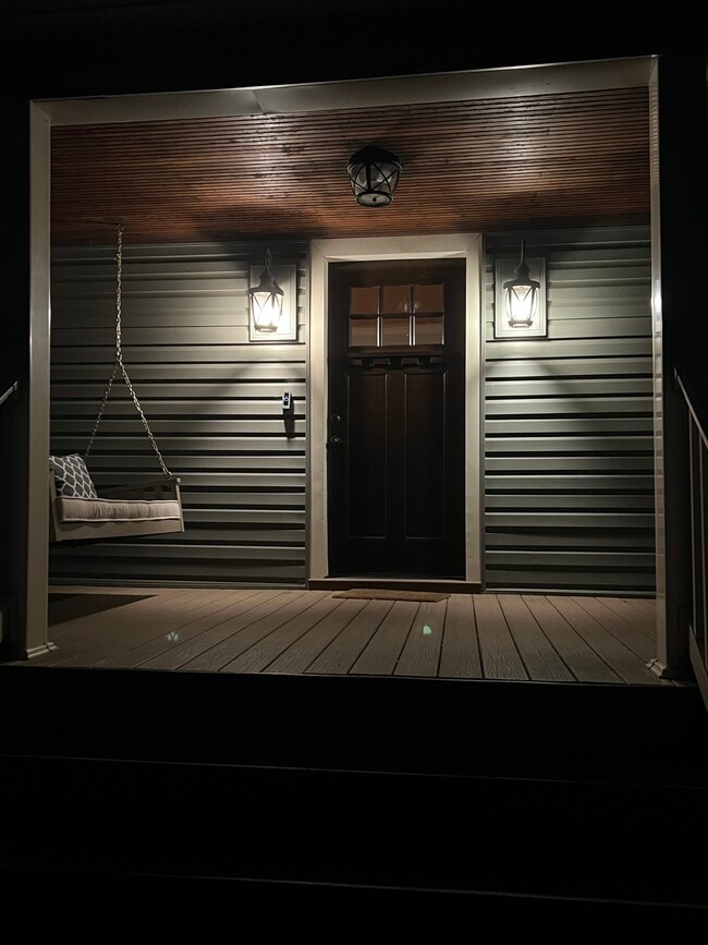 Photo - 196 Old Town Rd