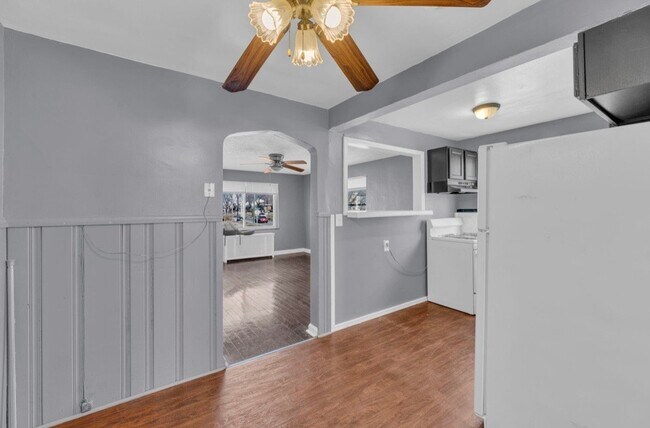 Photo - 1631 Summit Rd Unit Apt 2