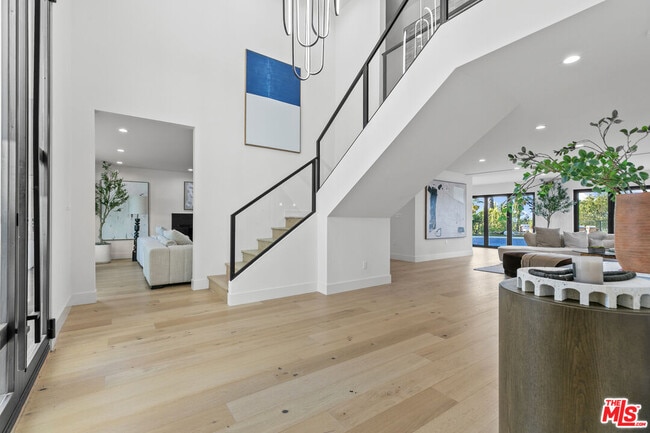 Photo - 18101 Green Meadow Dr