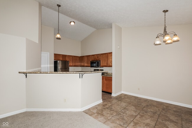 Photo - 2011 Lohr Dr