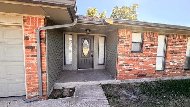 Photo - 812 SE 15th St