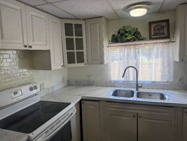 Photo - 12513 4 Oaks Rd