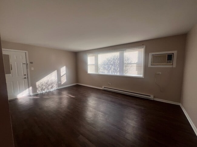 Photo - 4225 Forest Ave Unit W1S