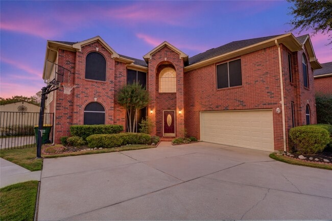 2707 Sterling Fields Dr