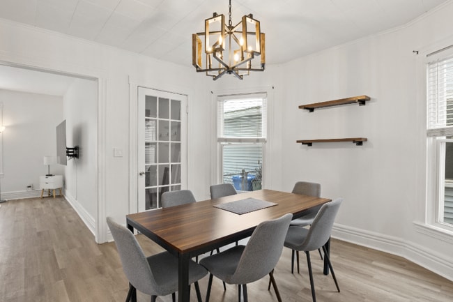 Photo - 227 Sanford St