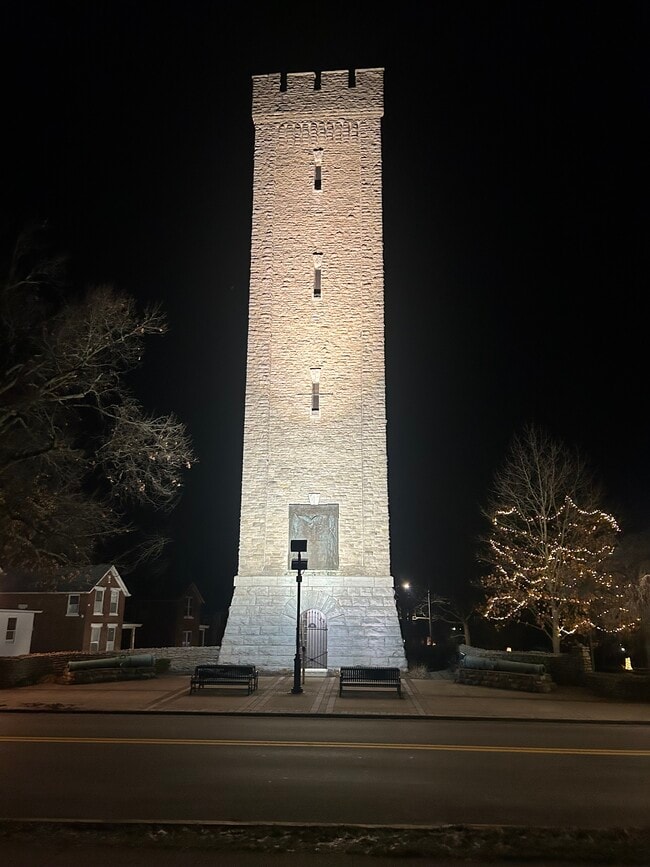 Building Photo - 835 S Fort Thomas Ave Unit 4