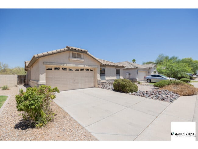 Building Photo - Tucked Into a Desirable Mesa Neighborhood,... Rental