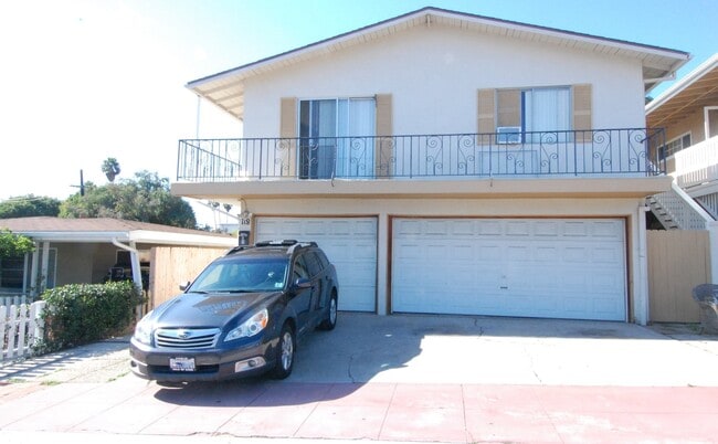 Building Photo - 118 Avenida Del Poniente Unit #B