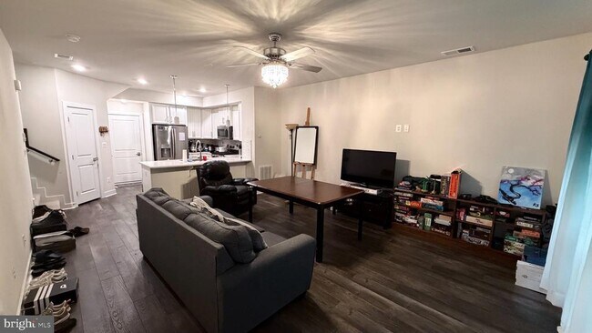 2324 Water Promenade Ave
