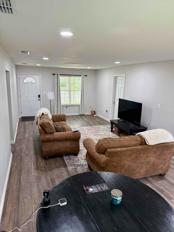 Photo - 2334 W Denman St