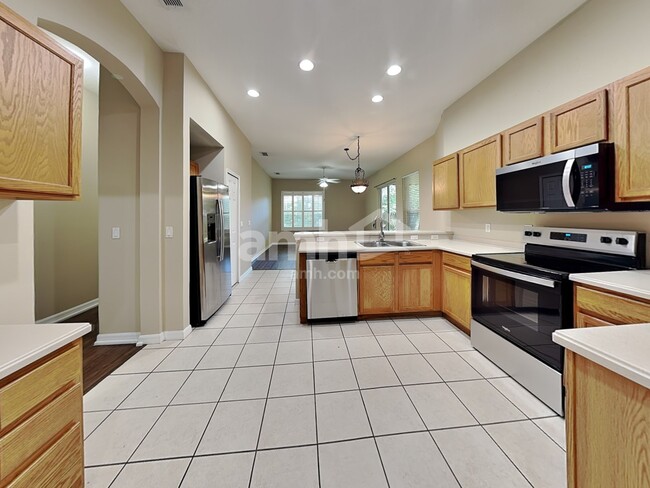 Photo - 2042 Ancient Oak Dr