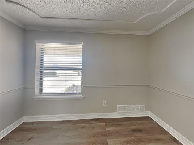 Photo - 3513 Meadowlark Ln