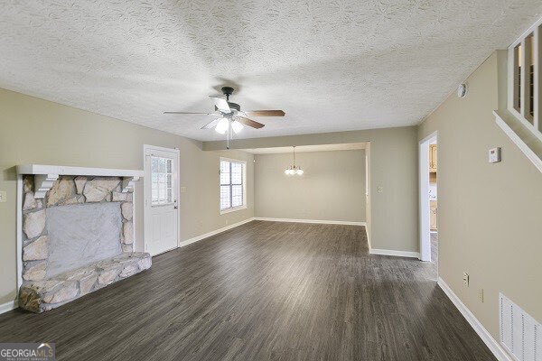 Photo - 114 Oak Cir S