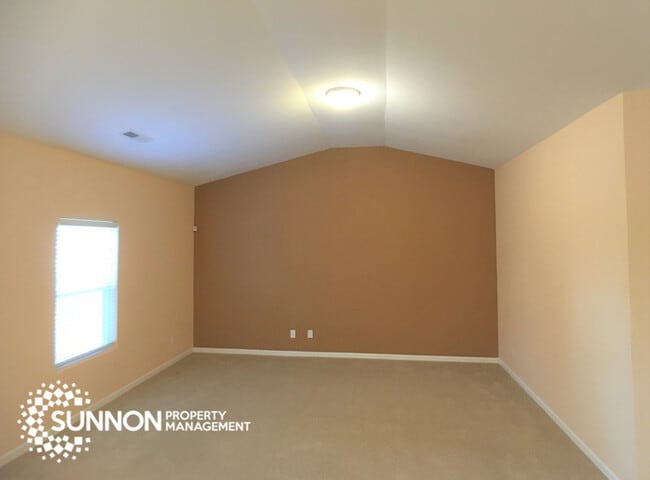 Photo - Beautiful 3BR 2BA Ranch with Backyard Oasis