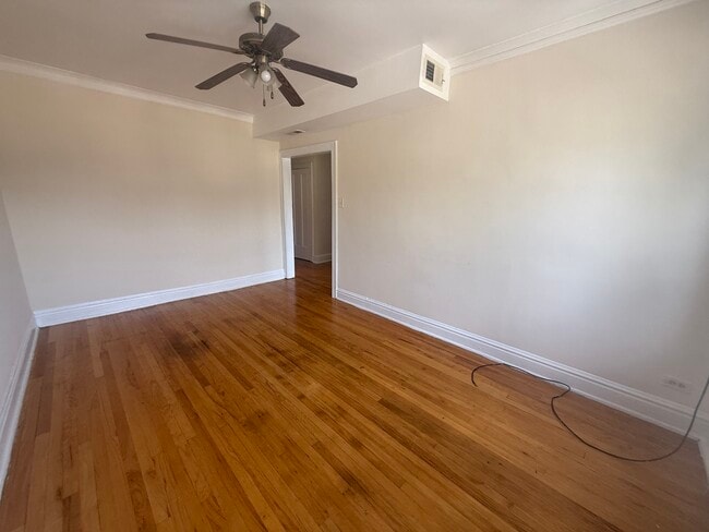 Photo - 154 Des Plaines Ave Unit K