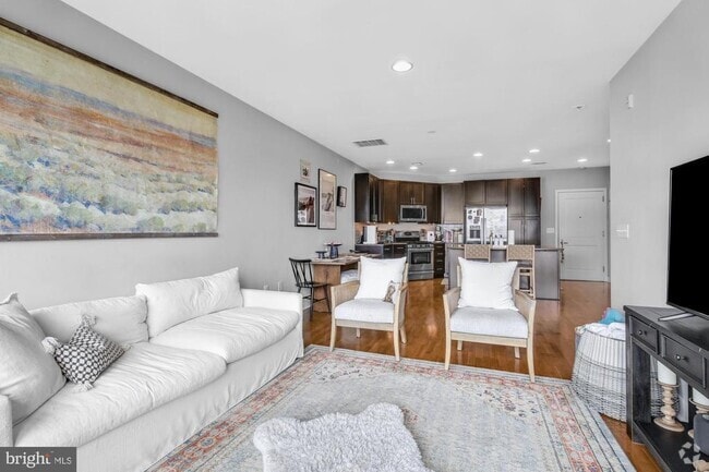 Building Photo - 600 S 24th St Unit 509 Rental