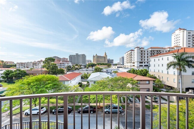 Photo - 1650 Galiano St Unit 408