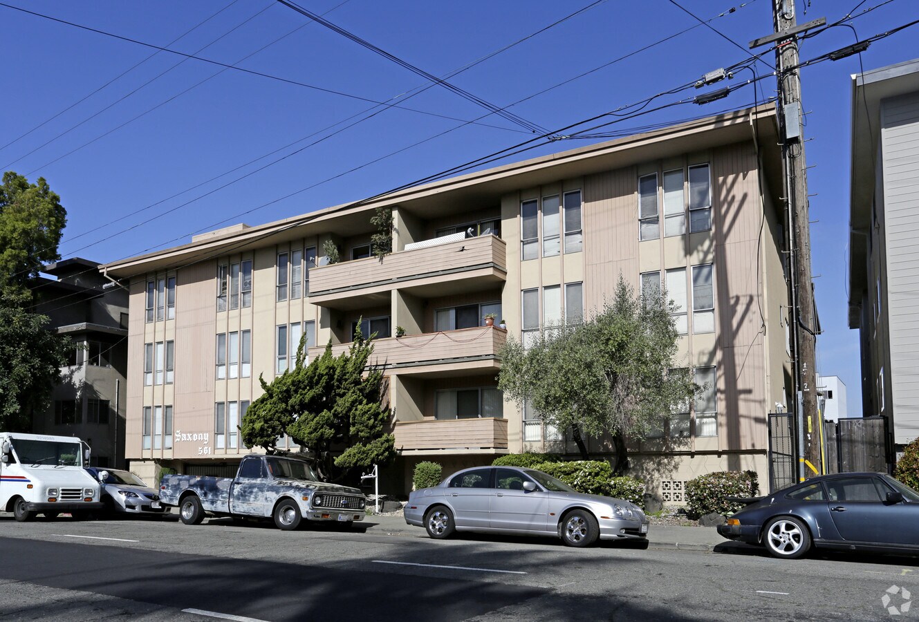 Saxony Apartments - Saxony Apartments