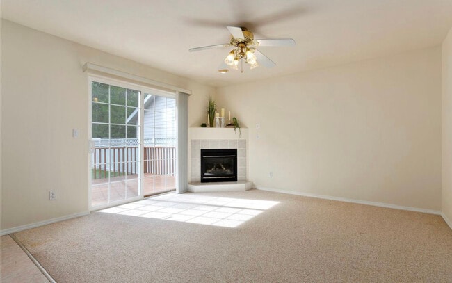 Photo - 4035 Glengary Rd