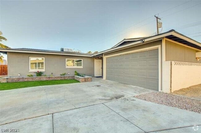 Building Photo - 4044 Pepe Cir Rental