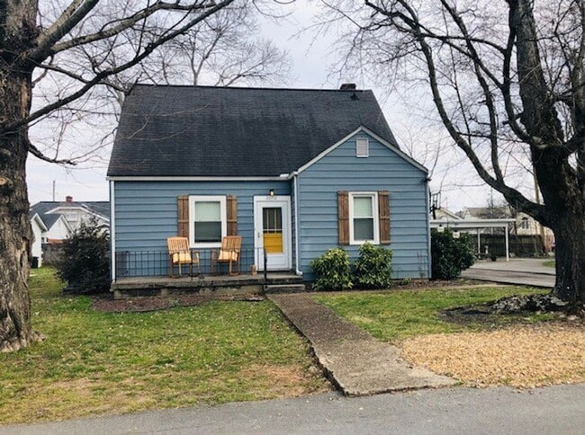 SINGLE FAMILY HOME - SINGLE FAMILY HOME