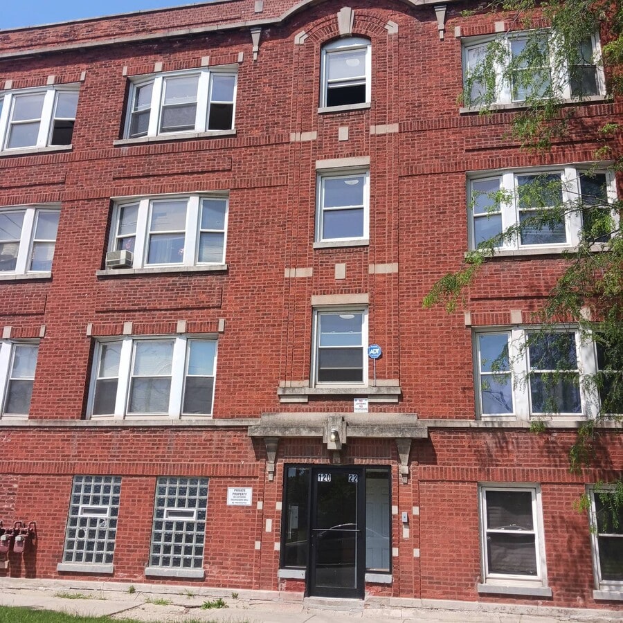 Photo - 120 N Kilpatrick