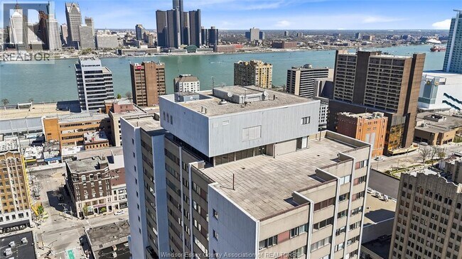 Photo - 380 Pelissier St Unit 301
