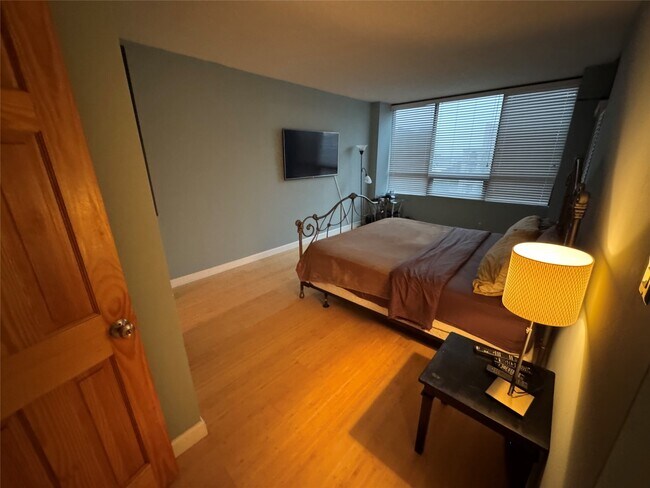 Photo - 5150 Hidalgo St