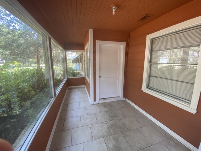 Photo - 1716 Lilac Cir