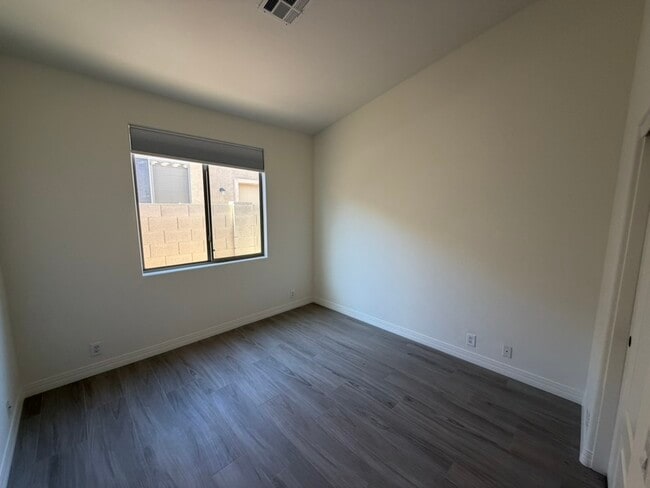 Photo - 18712 N 91st Pl