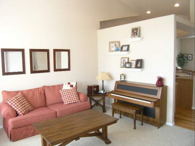 Photo - 7447 N Dodgin Ave