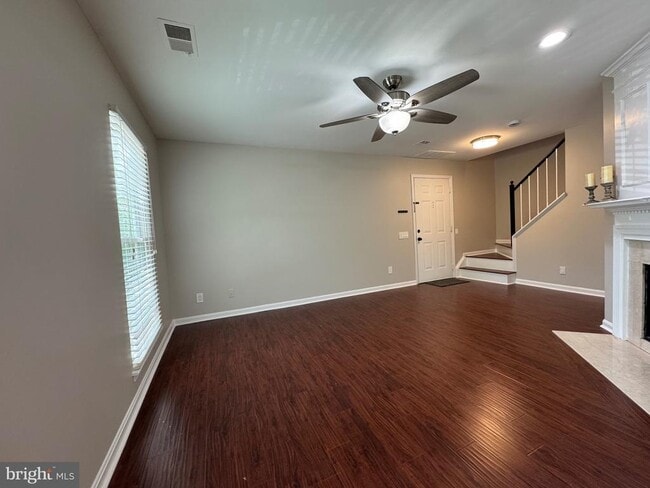 Photo - 8141 Bayonet Way Unit 204
