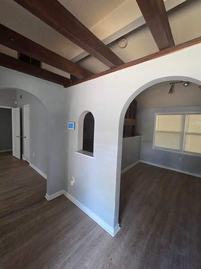 Photo - 3347 Clearbrook St